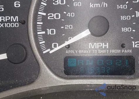 2002 GMC Sierra 1500 Denali z USA, uszkodzony, nr VIN 2GTFK69U821399244